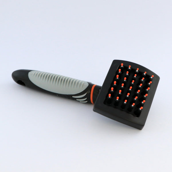 Груминг четка за кучета от малките породи