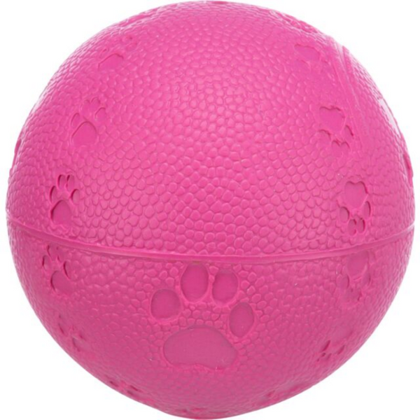Кучешка играчка Trixie Ball тапка от естествен каучук в розов цвят 6 см