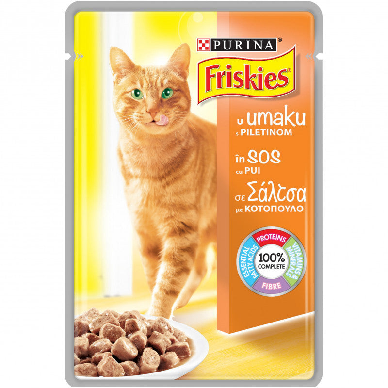 Хапки в сос в пауч за котки Purina Friskies Пиле, Патица и Моркови 85 гр.