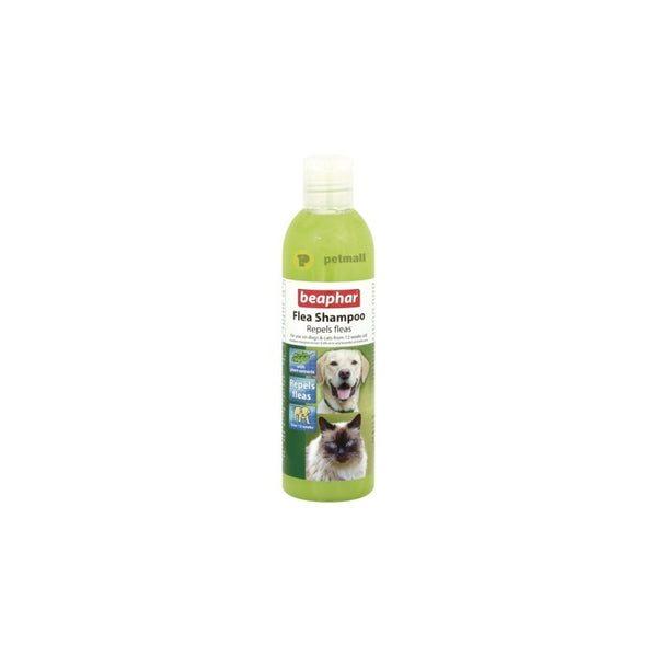Репелентен шампоан Beaphar Flea Shampoo с маргоза и лавандула 250 мл.