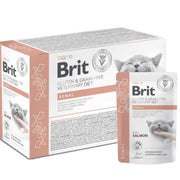 Мокра храна за котки Brit Grain & Gluten-Free VD Cat Pouch fillets in Gravy Renal подходяща като помощ при лечение на хронична бъбречна недостатъчност, филе от сьомга в сос грейви