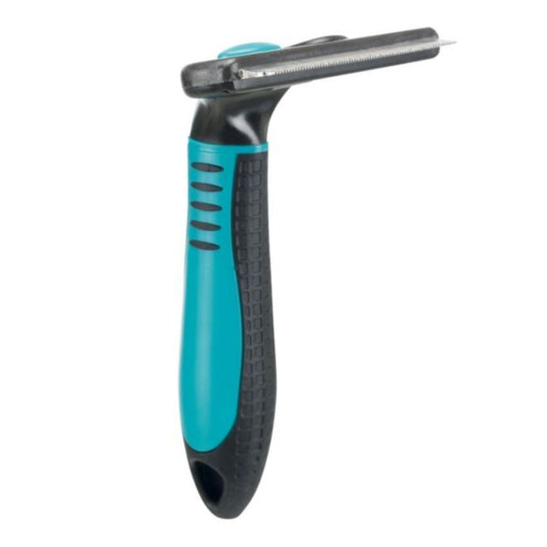 Грууминг инструмнт Trixie Carding furminator groomer за премахване на вече паднала козина и отстраняване на подкосъма 8x14 см.