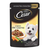 Пауч за кучета Cesar Пилешко месо и зеленчуци в сос