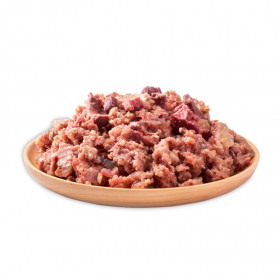 Натурална консервирана храна за малки кученца Sam's Field DOG True Meat Chicken & Veal PUPPIES с късчета от 60% прясно пилешко и телешко месо