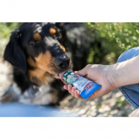 Течно лакомство за кучета Trixie Liver paté with hemp  с вкус на черен дроб и екстракт от коноп 