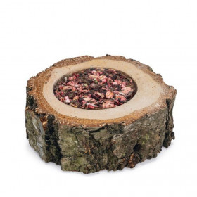Лакомство за гризачи Beeztees Birch Tray-Beetroot and Parsnip цвекло и пащърнак в купичка от бреза