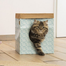 Чанта за игра и почивка  Beeztees Kitten Play Bag подходяща за подрастващи котенца