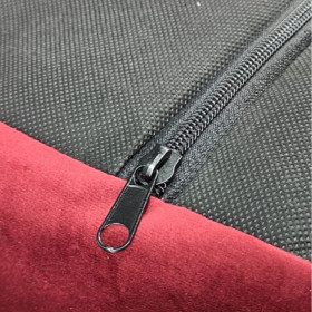 Луксозно, меко кучешко легло от велур CAZO Soft Bed Milan burgundy в червен цвят