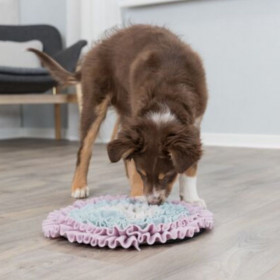 Килимче за лакомства Trixie Junior sniffing carpet за подрастващи кучета и котки
